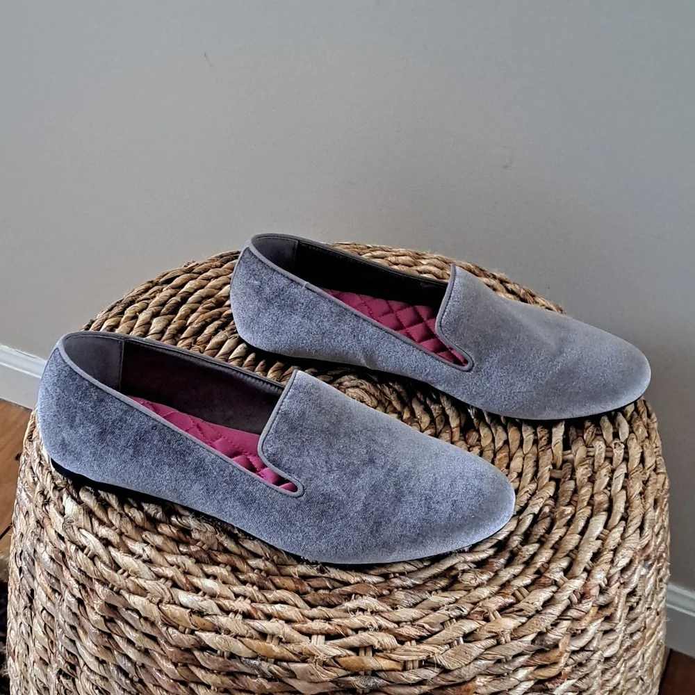 Birdies Women's The Starling Round Toe Gray Velvet Slip On Loafer Flat Size 10.5
